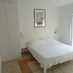 Neva Apartment *
