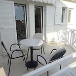 Neva Apartment Šimuni