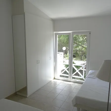 Apartment Neva Simuni