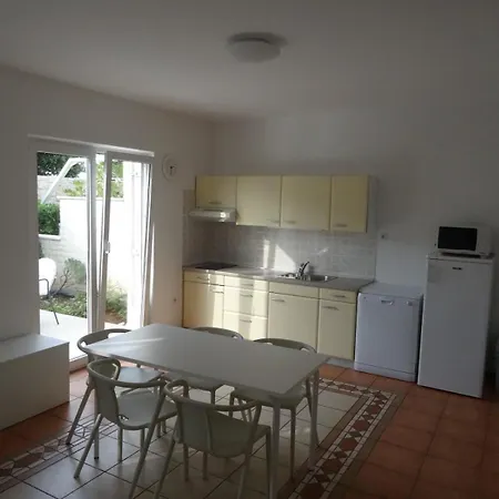 Apartment Neva